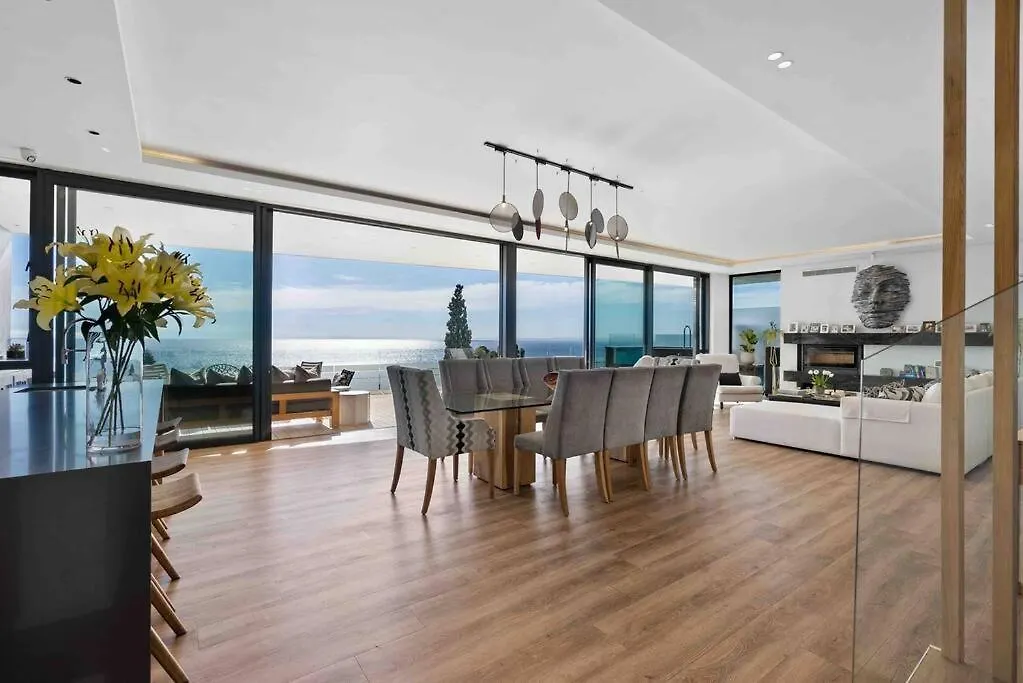Villa In Bantry Bay Cape Town
