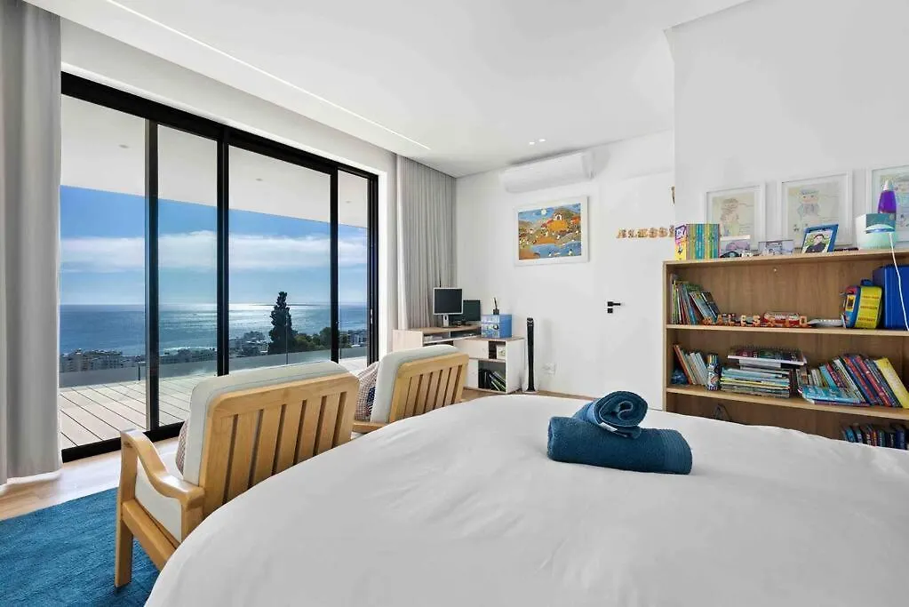 Villa In Bantry Bay Cape Town