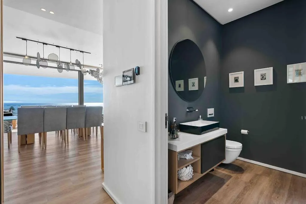 Villa In Bantry Bay Cape Town
