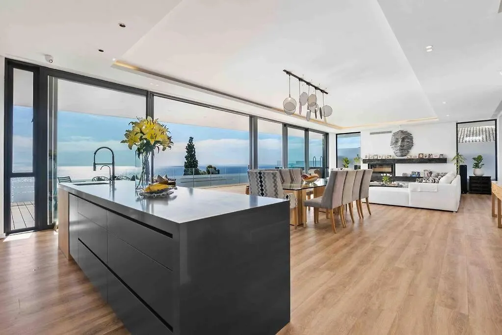 Villa In Bantry Bay Cape Town